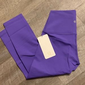 Lululemon Wunder Under Capris Sz 6